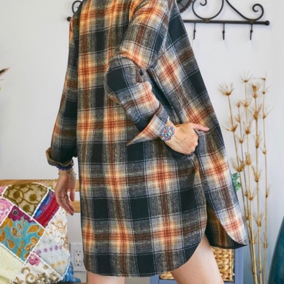 Long Flannel Plaid Shirt Shacket Size Small - Picture 2 of 6